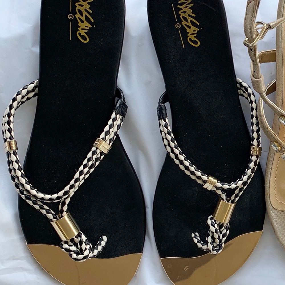 Mossimo Black/White/ gold sandals size 8